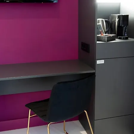 Boutique De Salon Ξενοδοχείο 4*