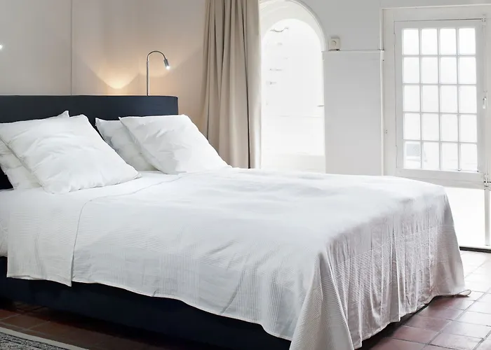 Boutique De Salon Hotel 4*